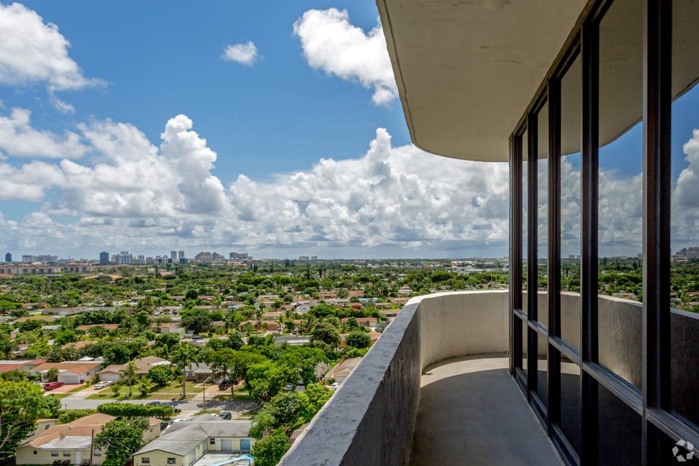 Concourse Towers West Palm Beach 2090 Palm Beach Lakes Blvd Balcony View Of West Palm Beach