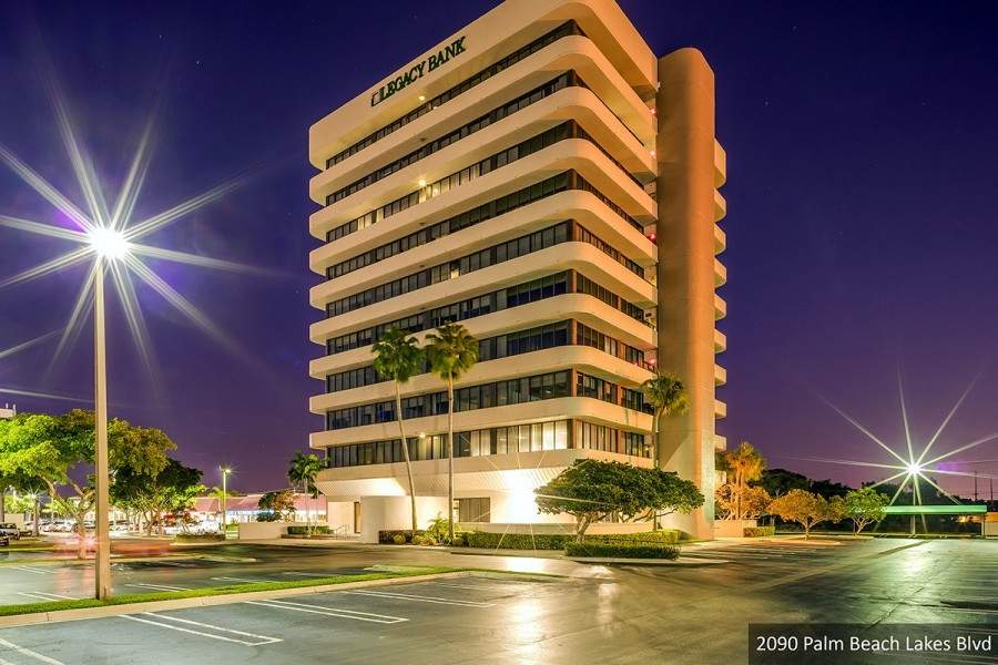 Concourse Towers West Palm Beach 2090 Palm Beach Lakes Blvd Twilight